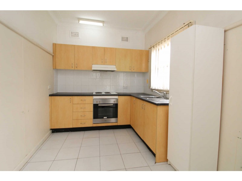 114 JERSEY ROAD, South Wentworthville NSW 2145