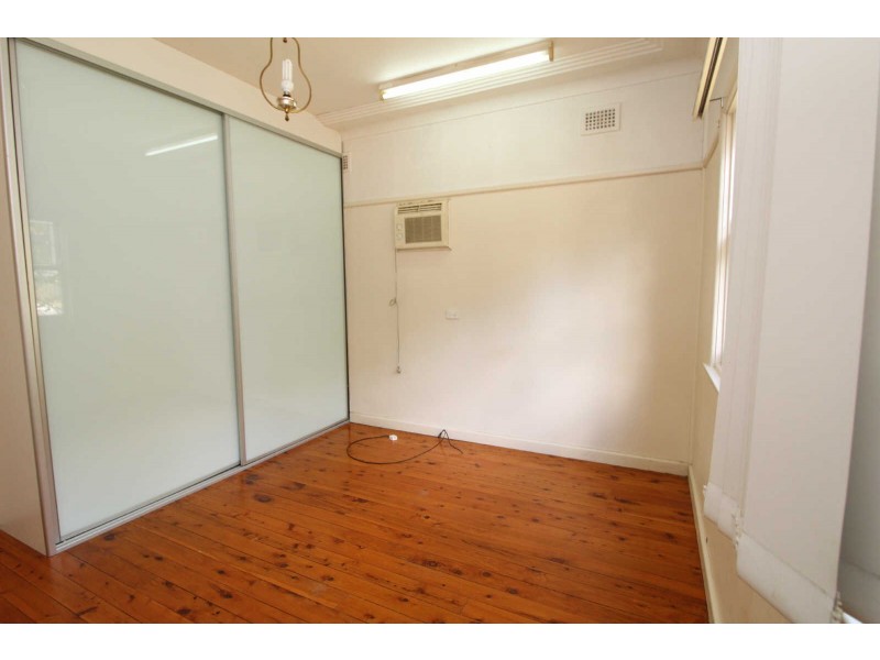 114 JERSEY ROAD, South Wentworthville NSW 2145