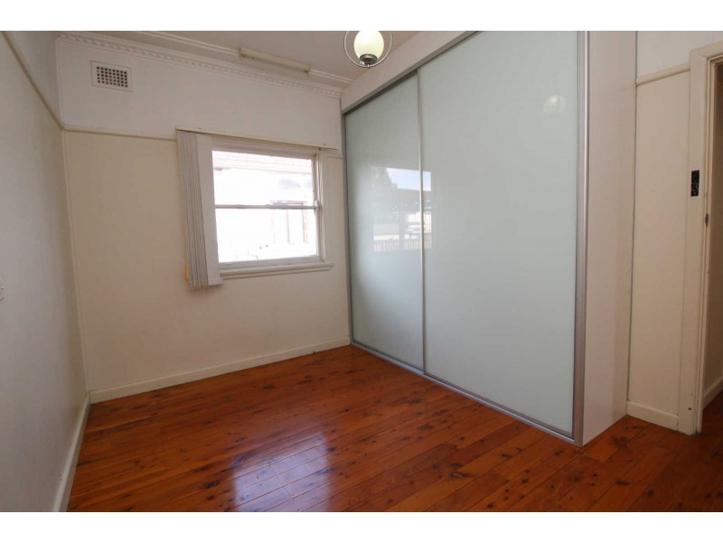 114 JERSEY ROAD, South Wentworthville NSW 2145