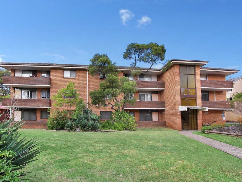 32/22 NEWMAN STREET, Merrylands NSW 2160