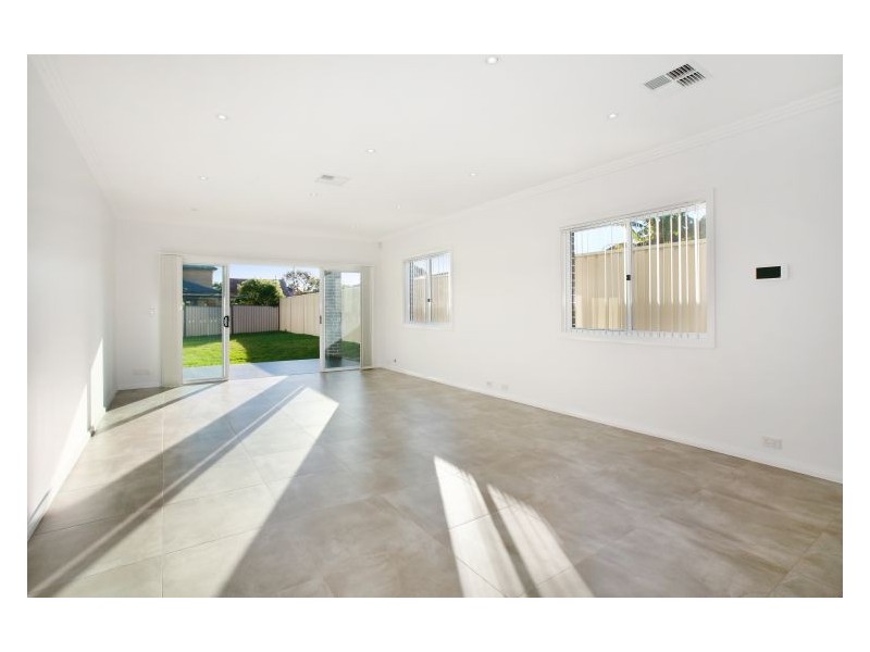 16 Allison Road, Guildford NSW 2161