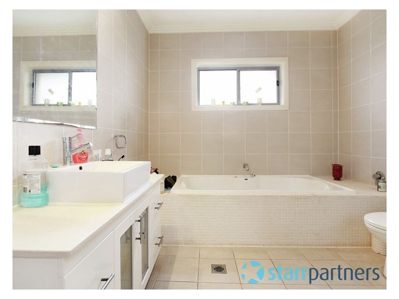 18 Cecil Street, Guildford NSW 2161