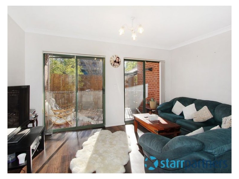 1/10 Arthur Street, Merrylands NSW 2160