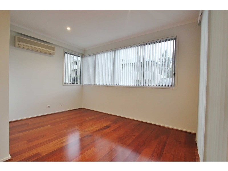 6 Kalua Lane, Pemulwuy NSW 2145