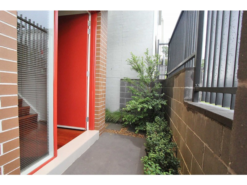 6 Kalua Lane, Pemulwuy NSW 2145