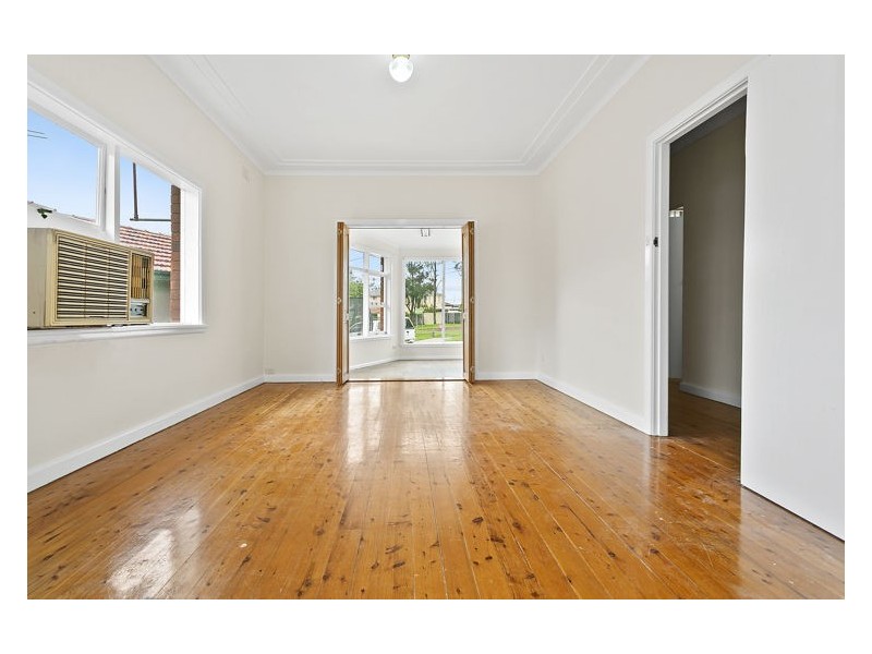 7 Royal Place, Greystanes NSW 2145