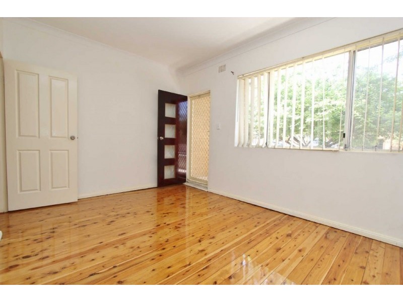 2/22 SHEFFIELD STREET, Merrylands NSW 2160