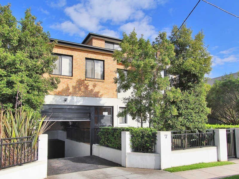 06/07 TALBOT ROAD, Guildford NSW 2161