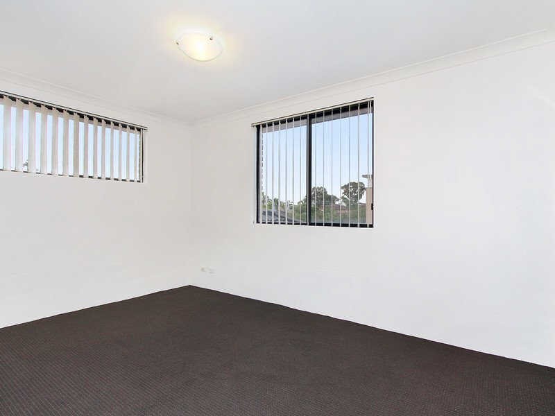 06/07 TALBOT ROAD, Guildford NSW 2161