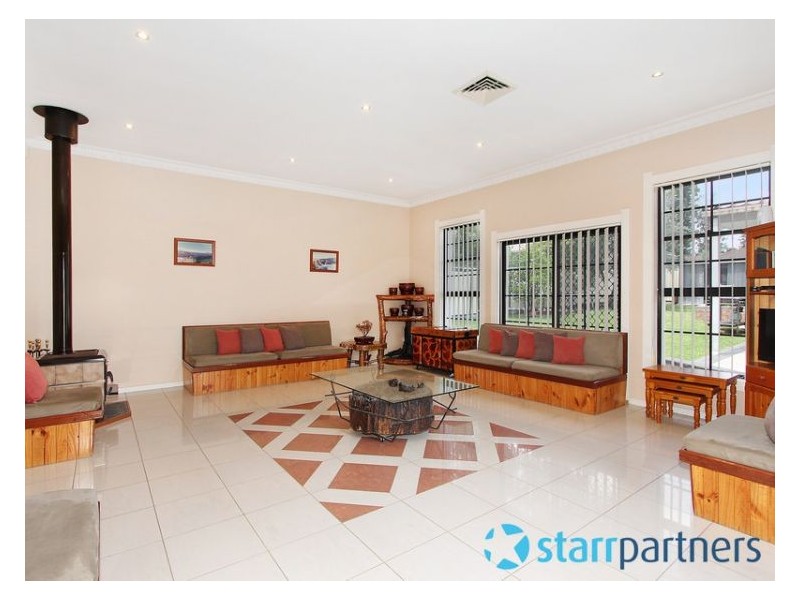 18 Rhodes Avenue, Guildford NSW 2161