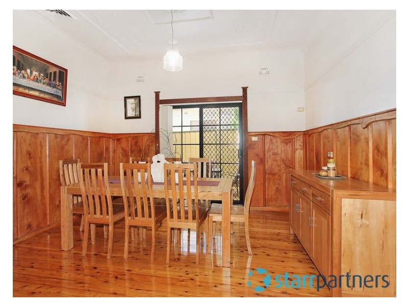 18 Rhodes Avenue, Guildford NSW 2161