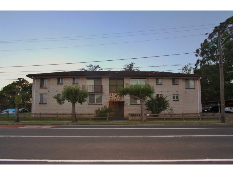 02/32 PATON STREET, Merrylands NSW 2160