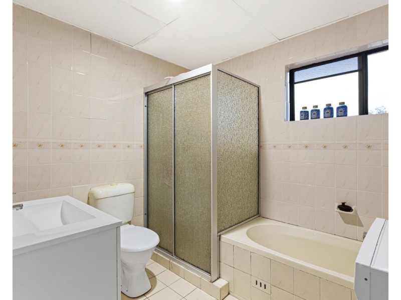 5/61-63 Windsor Road, Merrylands NSW 2160