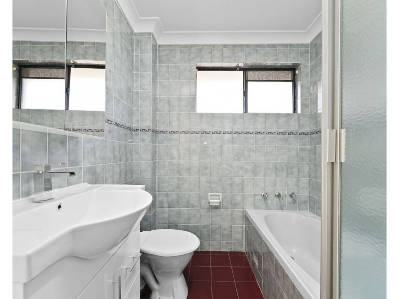 16/61-63 Windsor Road, Merrylands NSW 2160