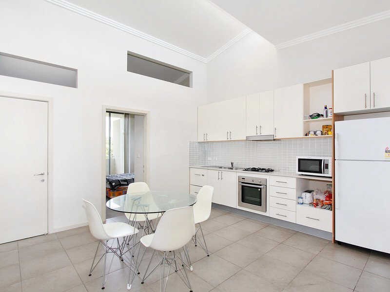 15/2 LYDBROOK STREET, Westmead NSW 2145