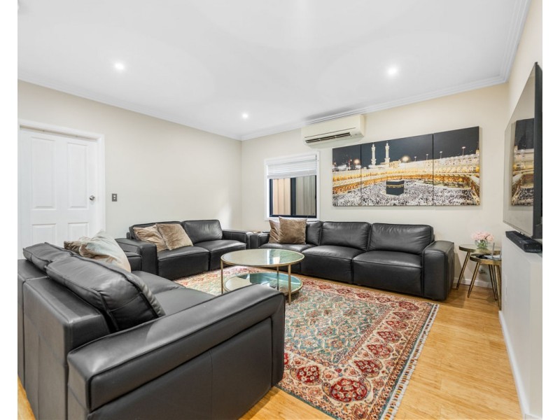 122 Excelsior Street, Merrylands NSW 2160