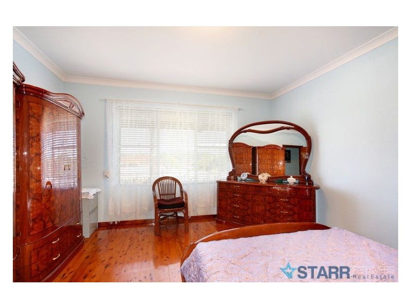 10 Meakin Street, Merrylands NSW 2160