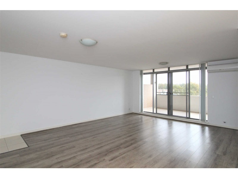 15/28 BRICKWORKS DRIVE, Holroyd NSW 2142