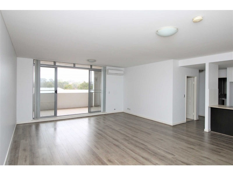 15/28 BRICKWORKS DRIVE, Holroyd NSW 2142
