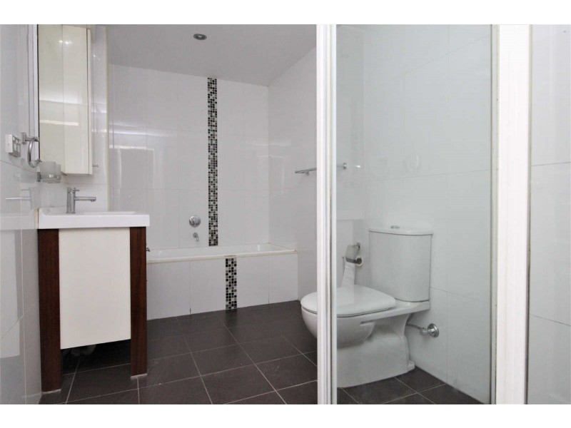 15/28 BRICKWORKS DRIVE, Holroyd NSW 2142