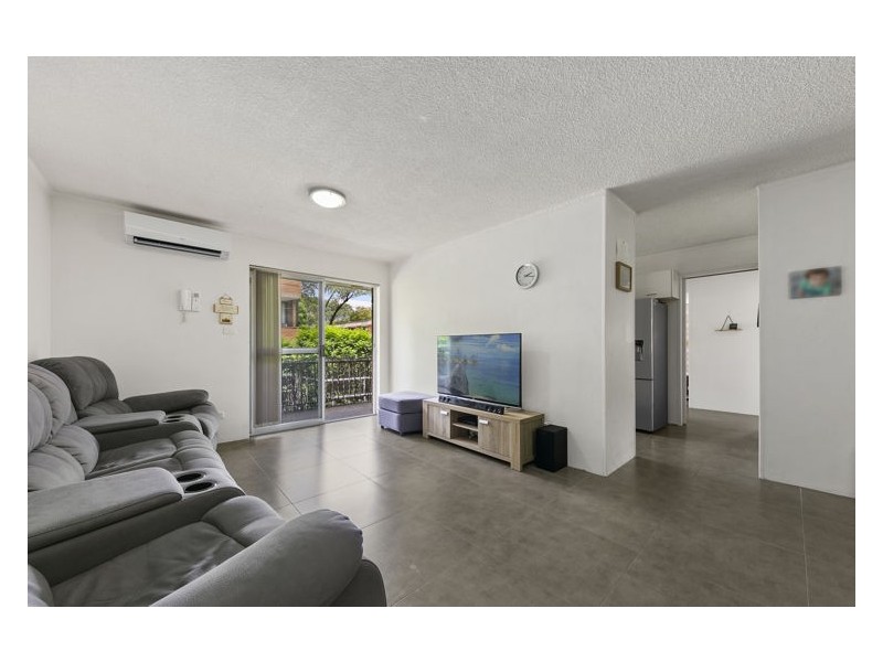 2/27-29 Windsor Road, Merrylands NSW 2160