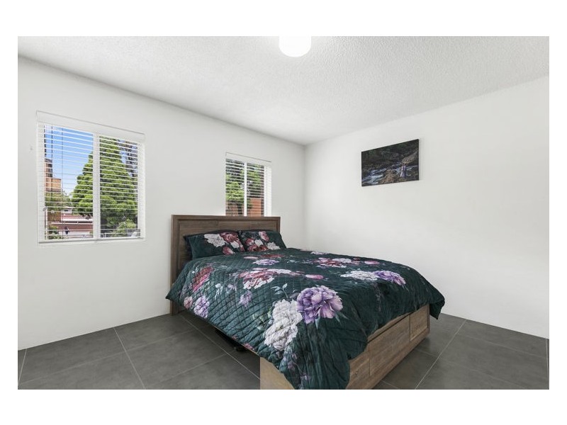 2/27-29 Windsor Road, Merrylands NSW 2160