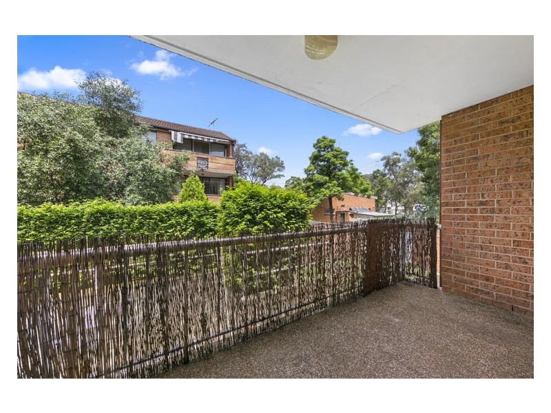 2/27-29 Windsor Road, Merrylands NSW 2160