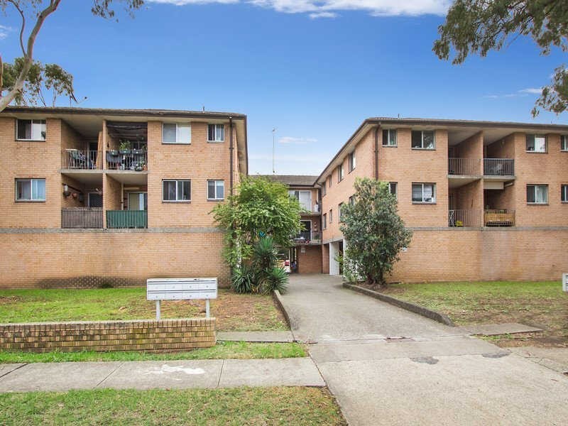 13/25 CAMBRIDGE STREET, Merrylands NSW 2160