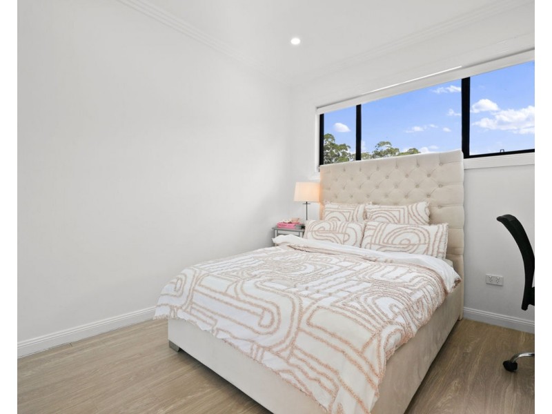 42b Albert Street, Guildford NSW 2161