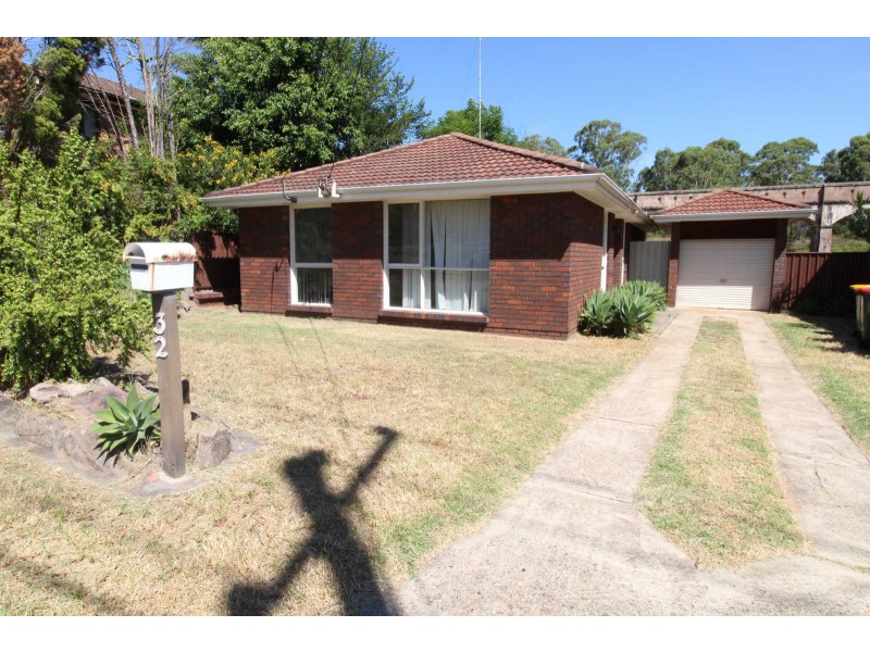 32 Bolaro Avemue, Greystanes NSW 2145