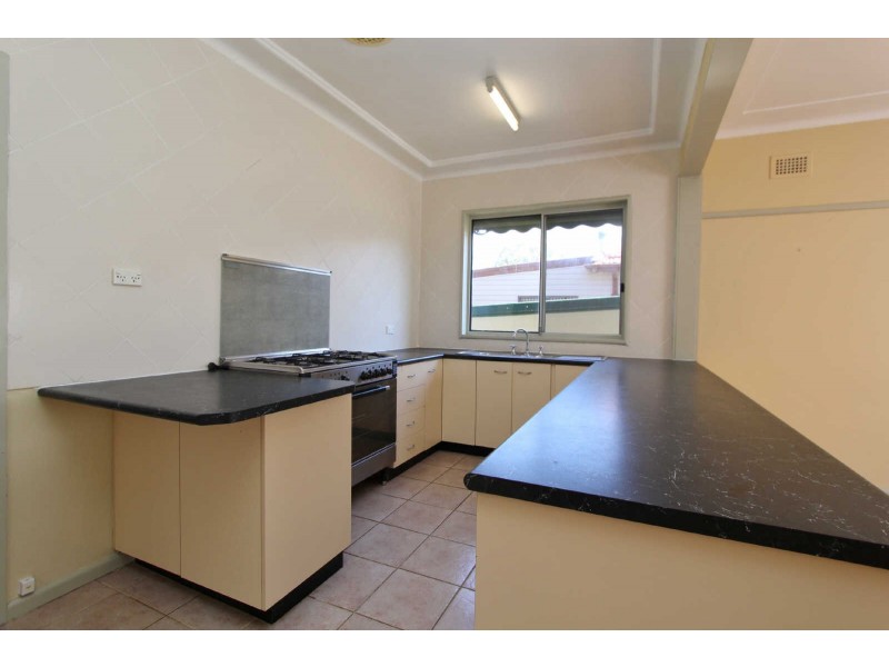 15 NEWTON STREET, Guildford NSW 2161