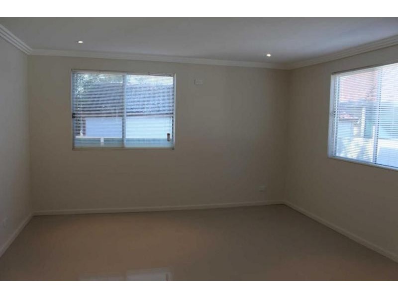 9A BARRETT, Guildford NSW 2161