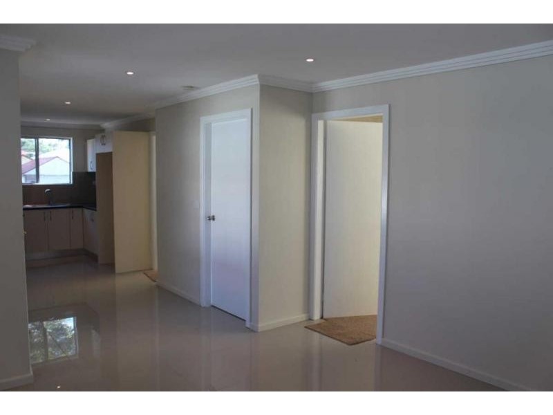 9A BARRETT, Guildford NSW 2161