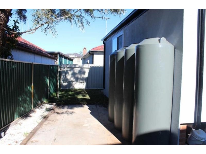 9A BARRETT, Guildford NSW 2161