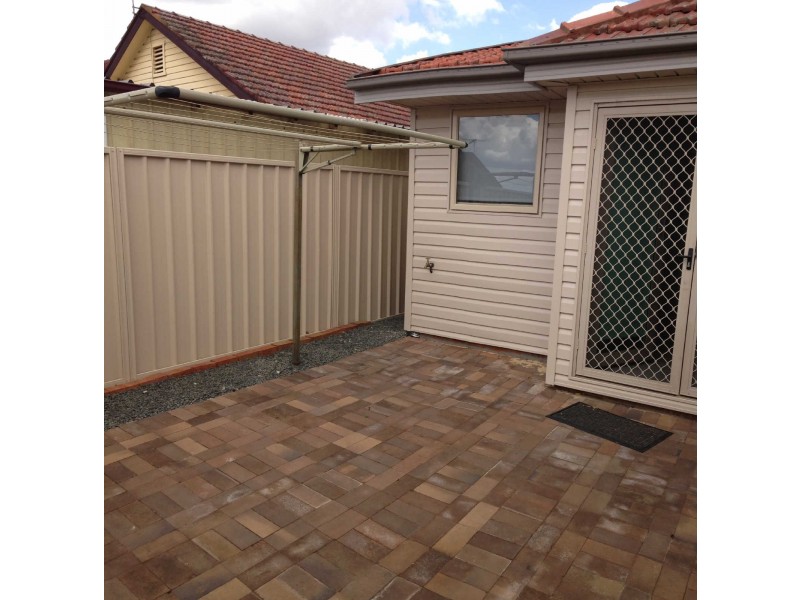 24B AVISFORD STREET, Fairfield NSW 2165