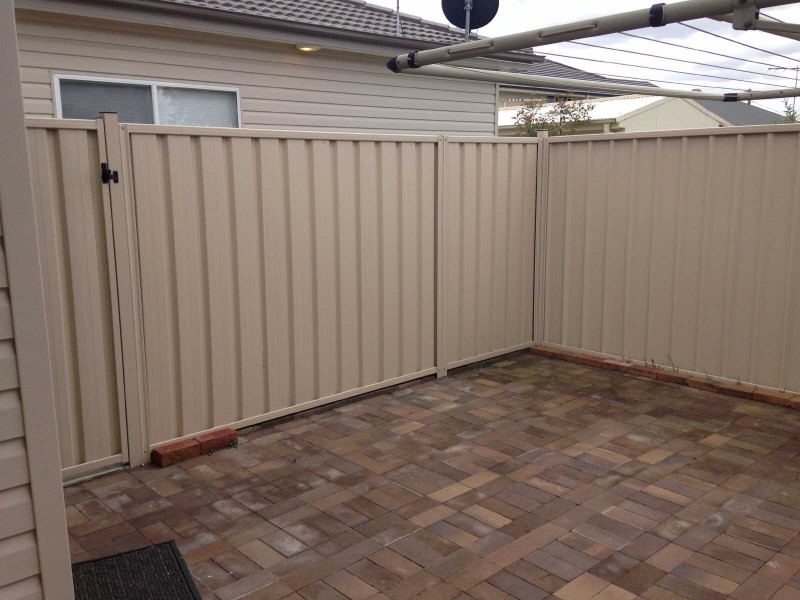 24B AVISFORD STREET, Fairfield NSW 2165