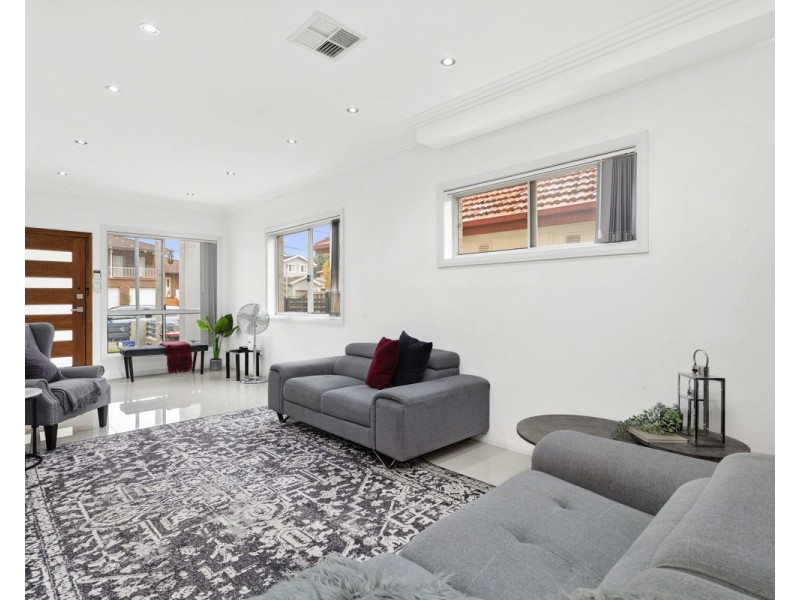 10 Elsinore Street, Merrylands NSW 2160