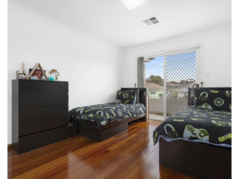10 Elsinore Street, Merrylands NSW 2160