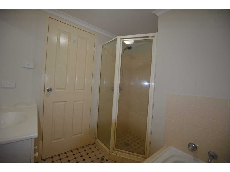 10/38 Cooyong Crescent, Toongabbie NSW 2146