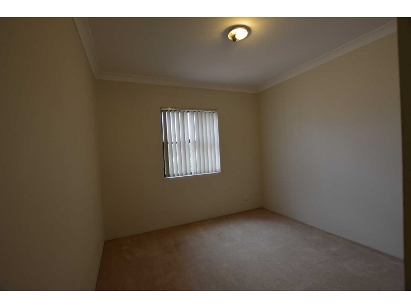 10/38 Cooyong Crescent, Toongabbie NSW 2146