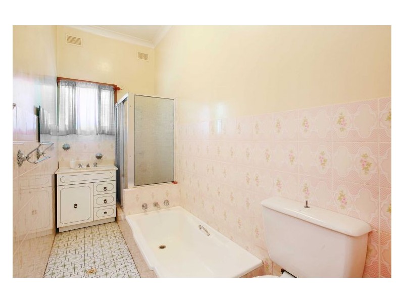 6 Brady Street, Merrylands NSW 2160