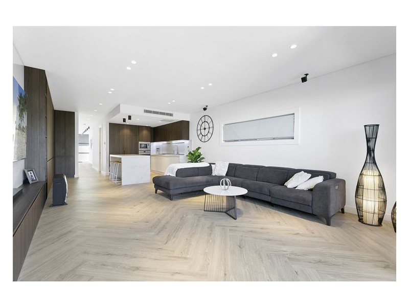 30 Arcadia Street, Merrylands NSW 2160