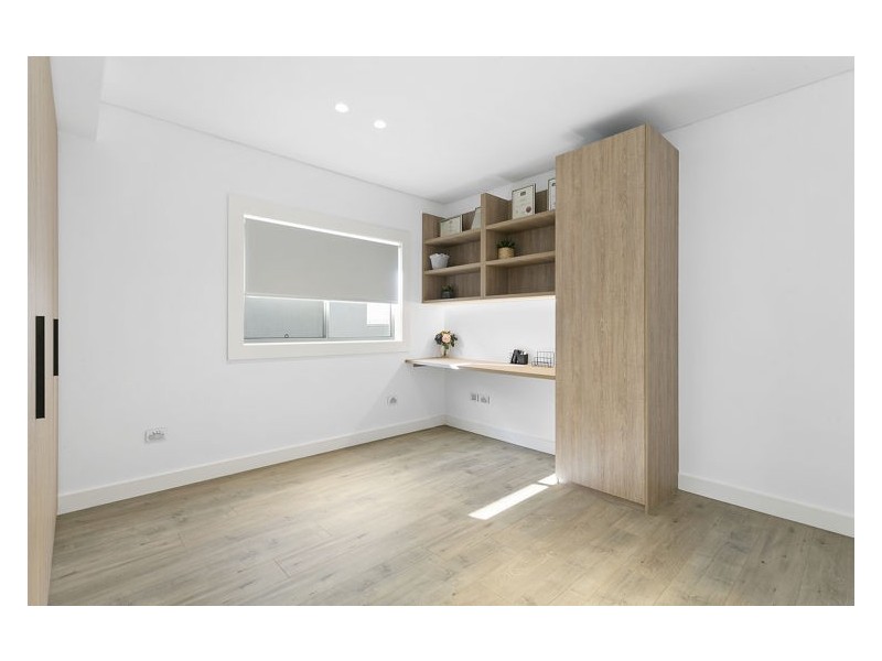 30 Arcadia Street, Merrylands NSW 2160