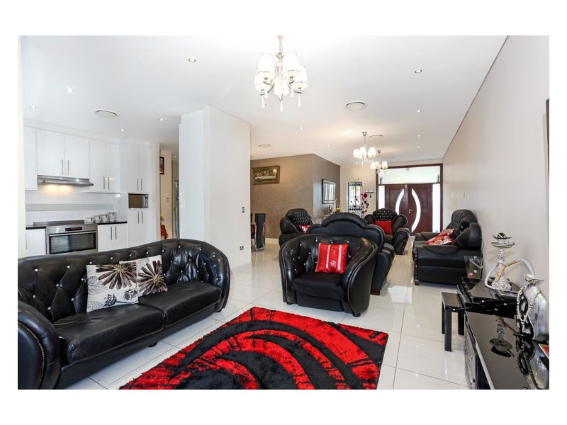 11 Strickland Place, Wentworthville NSW 2145