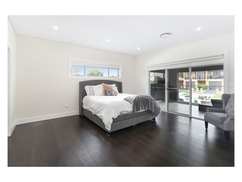 74 Chelmsford Road, South Wentworthville NSW 2145