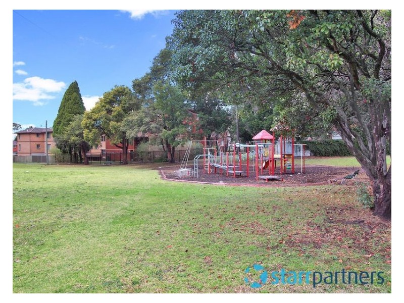 2/17 Alfred Street, Merrylands NSW 2160