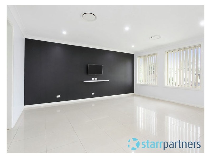 15 Dungara Drive, Pemulwuy NSW 2145