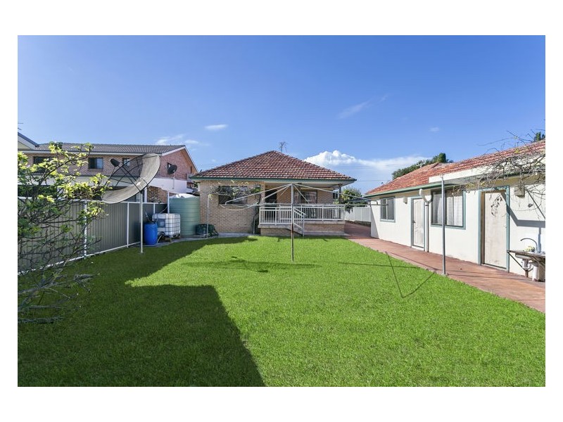 35 Meakin Street, Merrylands NSW 2160