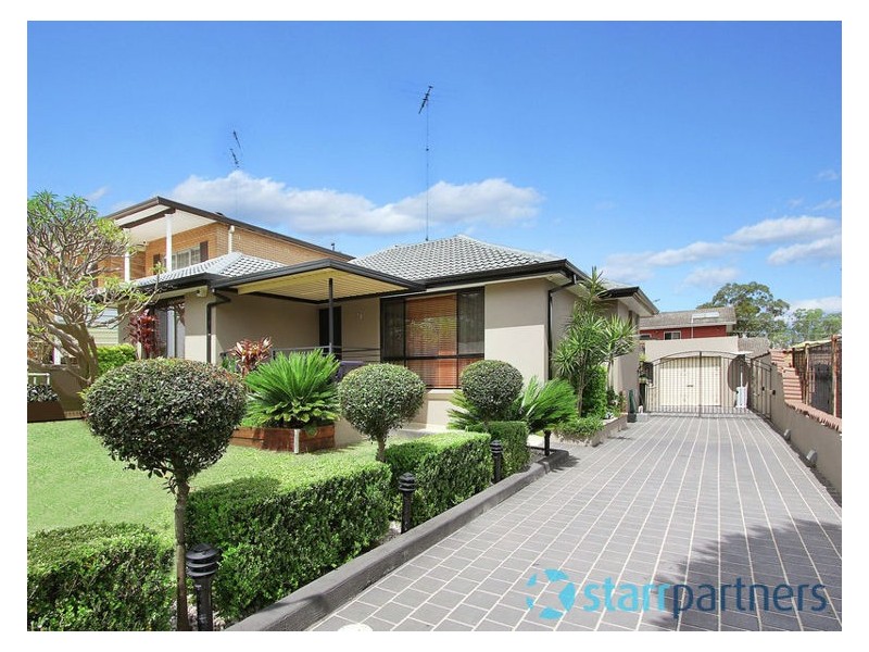 9 Dennis Street, Greystanes NSW 2145