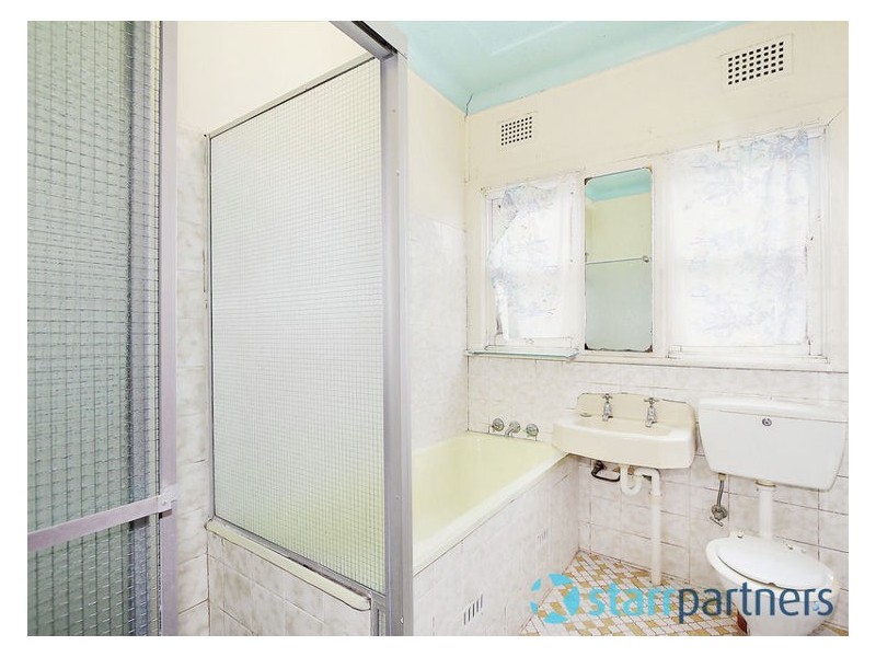 104 Military Road, Guildford NSW 2161